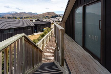 Photo of property in 5 Regent Street, Lower Shotover, Queenstown, 9304