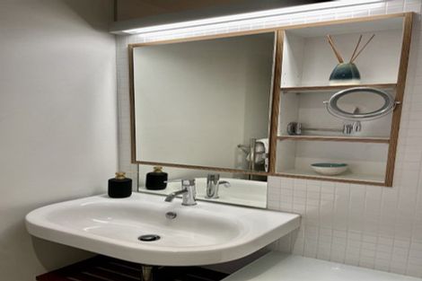 Photo of property in Piermont Apartments, 7b/82 Cable Street, Te Aro, Wellington, 6011