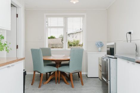 Photo of property in 45 Yeats Crescent, Fairfield, Hamilton, 3214