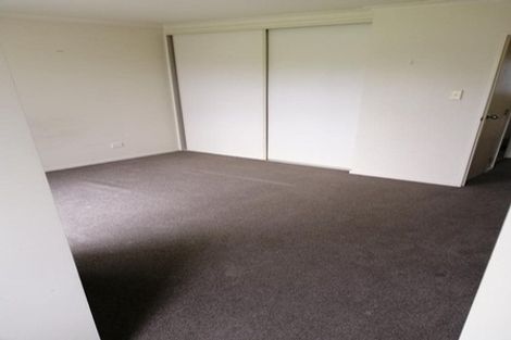 Photo of property in 3/15 Harbour View Road, Te Atatu Peninsula, Auckland, 0610