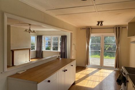 Photo of property in 19 Chapman Crescent, Naenae, Lower Hutt, 5011