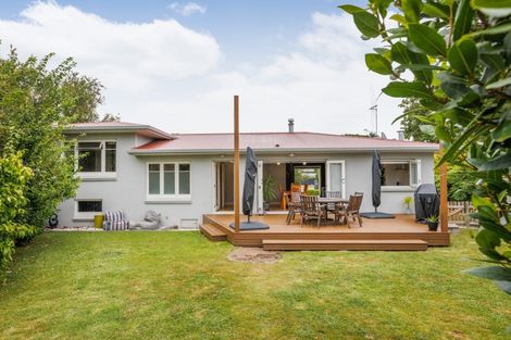 Photo of property in 2 Swansea Street, Hokowhitu, Palmerston North, 4410