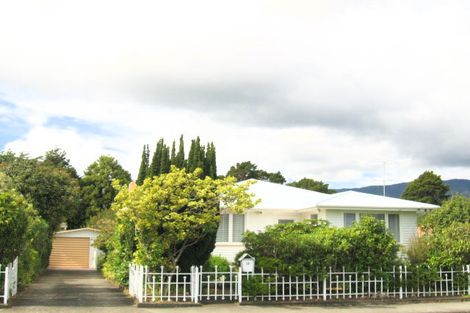 Photo of property in 36 Totara Park Road, Clouston Park, Upper Hutt, 5018