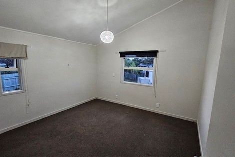 Photo of property in 2a Seaview Road, Milford, Auckland, 0620