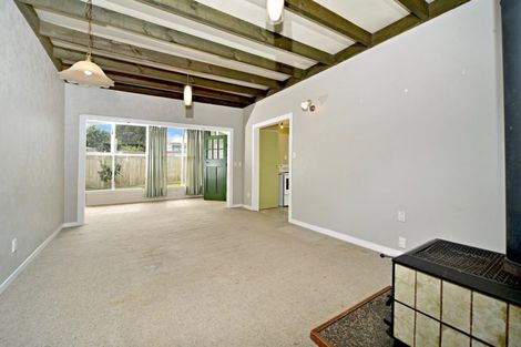 Photo of property in 6 West Street, Papakura, 2110