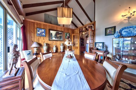 Photo of property in 60 Lynn Road, Bayview, Auckland, 0629