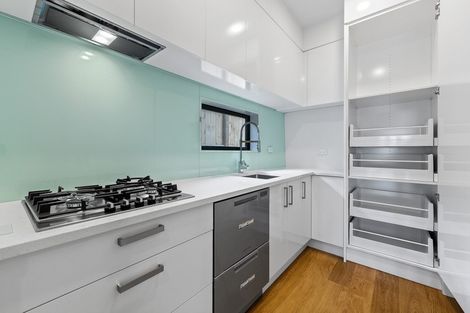 Photo of property in 75 Drumbuoy Drive, Flat Bush, Auckland, 2019