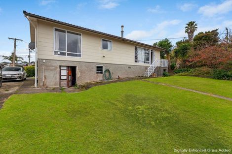 Photo of property in 116 Island Bay Road, Beach Haven, Auckland, 0626
