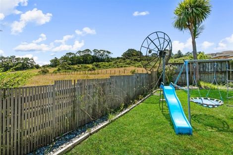 Photo of property in 70 South Kensington Way, Henderson, Auckland, 0612