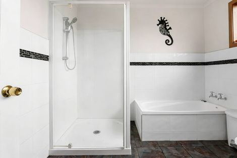 Photo of property in 159 Royal Park Drive, Parklands, Christchurch, 8083