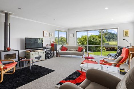 Photo of property in 15 Arapeta Place, Takaka, 7110