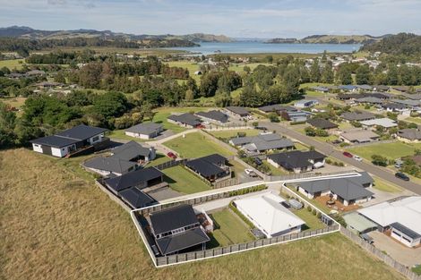 Photo of property in 81 Greenhills Drive, Coromandel, 3506