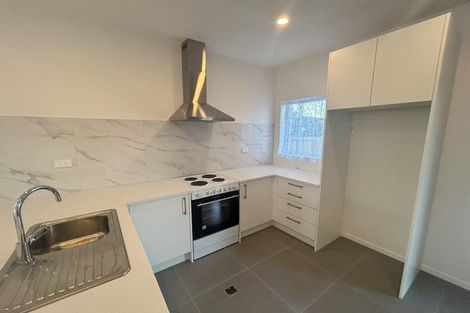 Photo of property in 2/47 Zita Maria Drive, Massey, Auckland, 0614