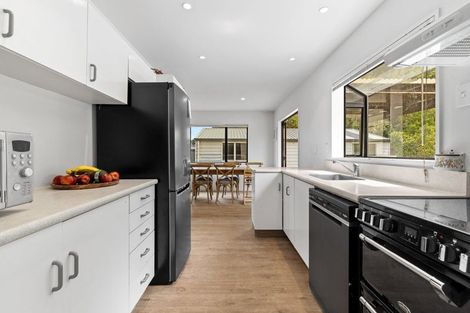 Photo of property in 40 Kotare Place, South Bay, Kaikoura, 7300