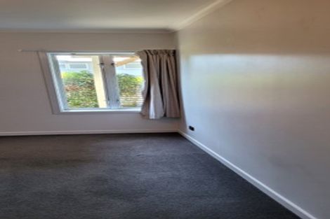 Photo of property in 53 Calvert Road, Lynmouth, New Plymouth, 4310
