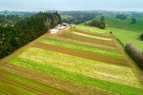 Photo of property in 1120i Waiuku Road, Waiuku, 2681