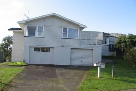 Photo of property in 2 Willoughby Avenue, Howick, Auckland, 2014