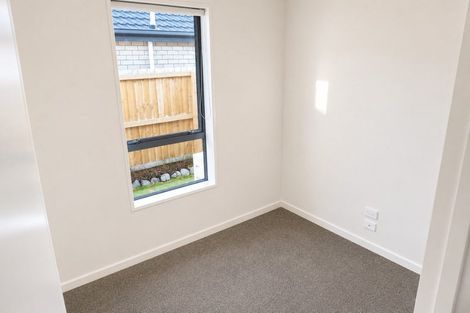 Photo of property in 6 Strone Close, Broomfield, Christchurch, 8042