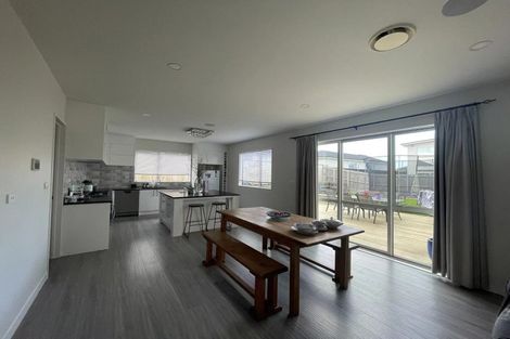 Photo of property in 7 Canoe Lane, Riverhead, 0820