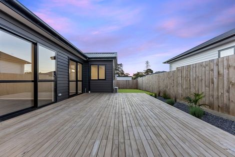 Photo of property in 12 Cutfield Lane, Kumeu, 0810