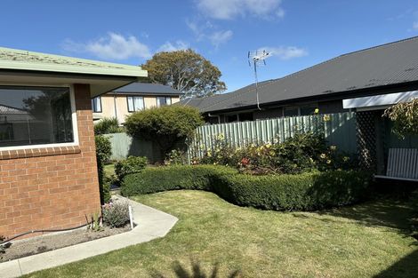 Photo of property in 2/10 Baretta Street, Somerfield, Christchurch, 8024