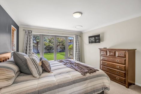 Photo of property in 2 Jadewynn Place, Halswell, Christchurch, 8025