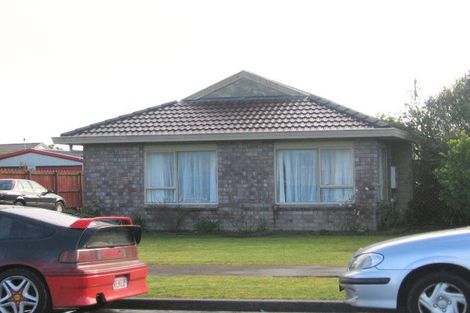 Photo of property in 13 Heathridge Place, Burswood, Auckland, 2013