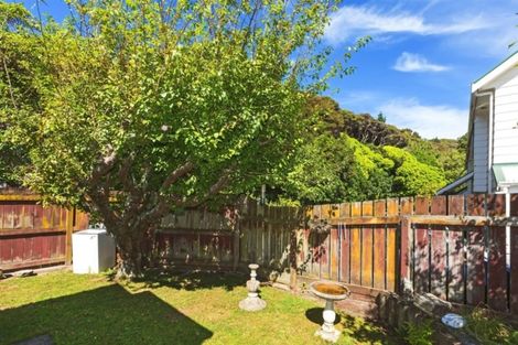 Photo of property in 19 Yarrow Place, Papakowhai, Porirua, 5024