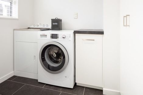 Photo of property in 5 Woodbank Street, Somerfield, Christchurch, 8024