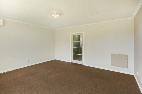 Photo of property in 3 Oakley Street, Palmerston North, 4410