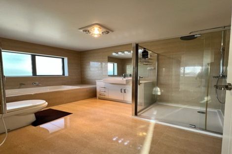 Photo of property in 10 Bridget Court, Red Beach, 0932