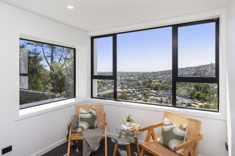 Photo of property in 37 Whareora Terrace, Cashmere, Christchurch, 8022