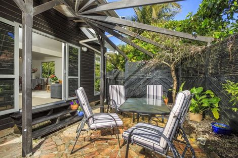 Photo of property in 2/31 Lake Road, Devonport, Auckland, 0624