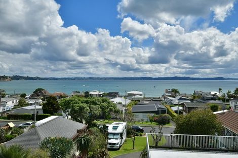 Photo of property in 47 De Luen Avenue, Tindalls Beach, Whangaparaoa, 0930