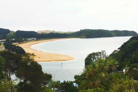 Photo of property in 3 Bush Point Road, Cable Bay, 0420