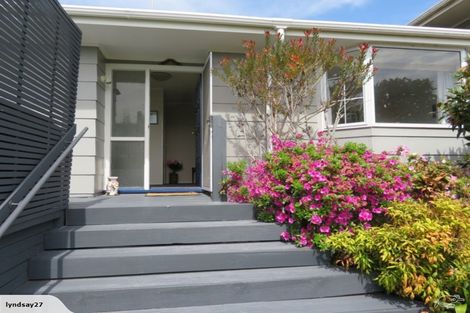 Photo of property in 7 Aries Place, Kawaha Point, Rotorua, 3010