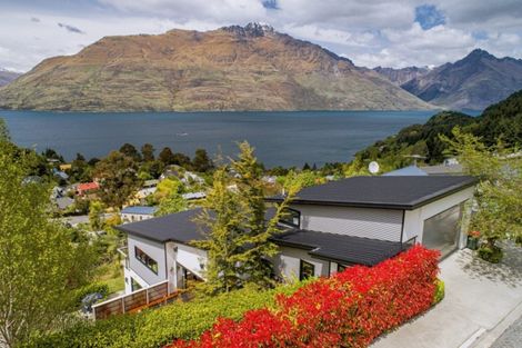 Photo of property in 40 Dart Place, Fernhill, Queenstown, 9300
