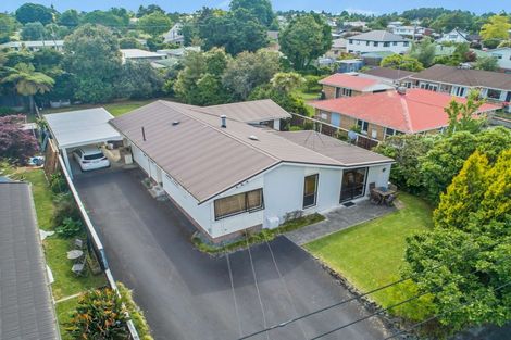 Photo of property in 8 Beverley Crescent, Hillcrest, Hamilton, 3216