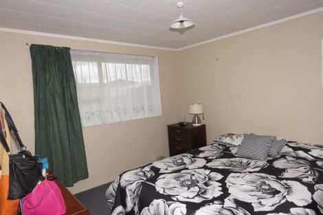 Photo of property in 15 Henley Street, Westport, 7825