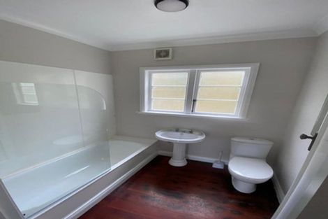 Photo of property in 28 Henry Street, Kilbirnie, Wellington, 6022