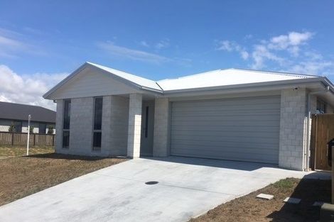Photo of property in 3 Taioma Close, Papamoa, 3118