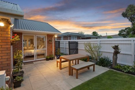 Photo of property in 120b Somerfield Street, Somerfield, Christchurch, 8024