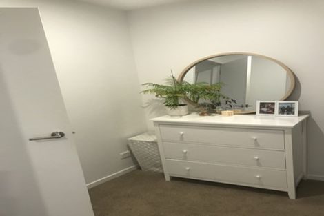 Photo of property in 33 Peihana Road, Hobsonville, Auckland, 0616