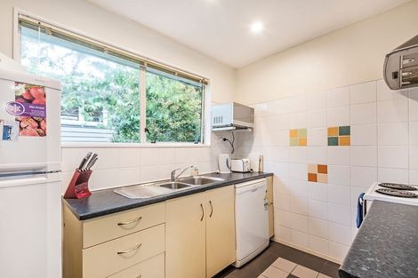 Photo of property in 54a Lincoln Avenue, Tawa, Wellington, 5028