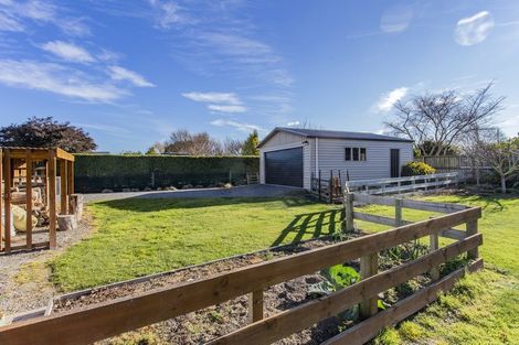 Photo of property in 5 Haydon Place, Amberley, 7410