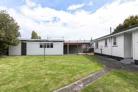 Photo of property in 4 Gwendoline Place, Glenview, Hamilton, 3206