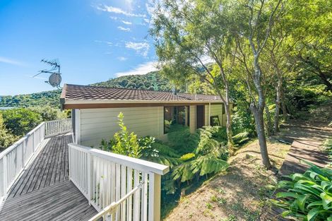 Photo of property in 213a Whites Line East, Waiwhetu, Lower Hutt, 5010