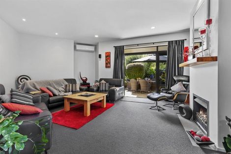 Photo of property in 64 Raukawa Drive, Bethlehem, Tauranga, 3110