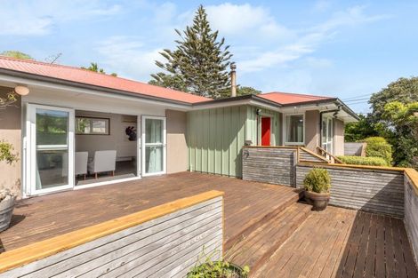 Photo of property in 15 Elizabeth Street, Pukerua Bay, 5026