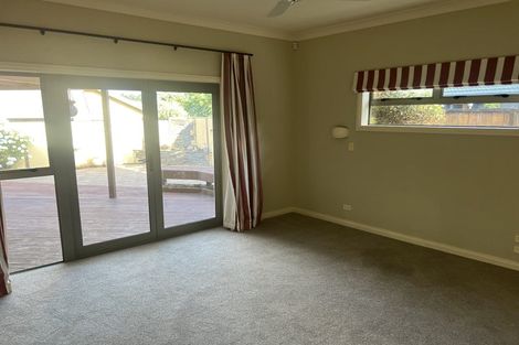 Photo of property in 15 Doneraille Place, Bethlehem, Tauranga, 3110
